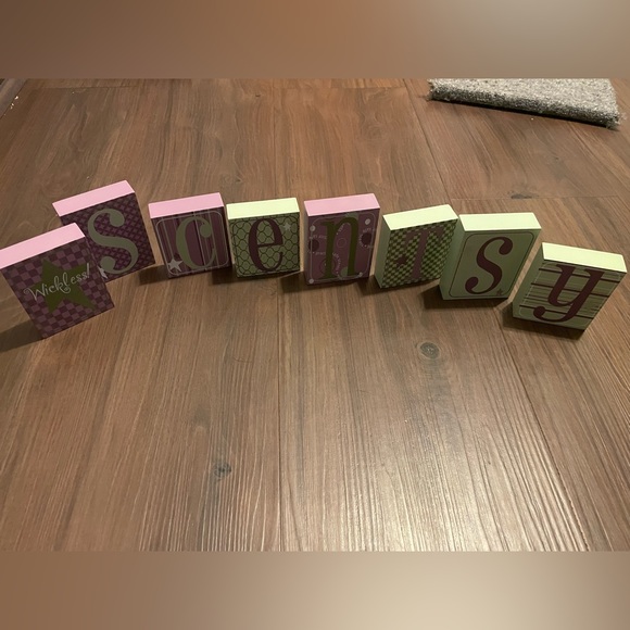Scentsy Block Letters - Picture 2 of 2